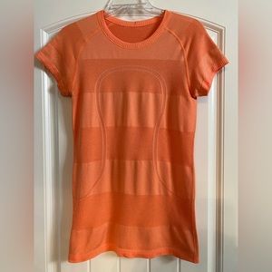 Lululemon Swiftly Short Sleeve Orange Top Size 8